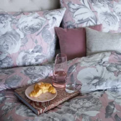 Parure De Lit En Satin Mako Sophie 19 Parure De Lit En Satin Mako Sophie -Pas Cher Zen Repos Magasin 1000126891 180727 15433412 MOOD GALLERYIMAGES P000000001000126891 mood