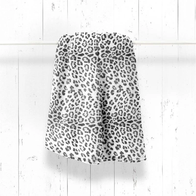 Plaid Snow Leopard 4 Plaid Snow Leopard – Image 2