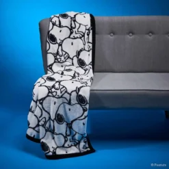 Plaid PEANUTS Snoopy Allover -Pas Cher Zen Repos Magasin 1000343665 220401 021 MOOD DETAILS P000000001000343665 mood