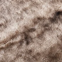 Coussin En Fourrure WILD THING -Pas Cher Zen Repos Magasin 1000405904 230919 040 DETAILS P000000001000405904