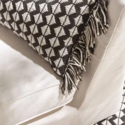 Coussin D'intérieur Et D'extérieur Morty -Pas Cher Zen Repos Magasin 1faa3e00b807492fab0bede57d050f72