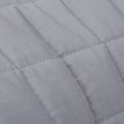 Couvre-lit Dessus De Lit Matelassé Gris -Pas Cher Zen Repos Magasin 2c85ae60f933420faf04f6e8e6d94a9a