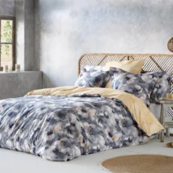 Guy Laroche Housse De Couette Réversible ONILE -Pas Cher Zen Repos Magasin 314d5f27c53f44dc82f89505972e6eb7