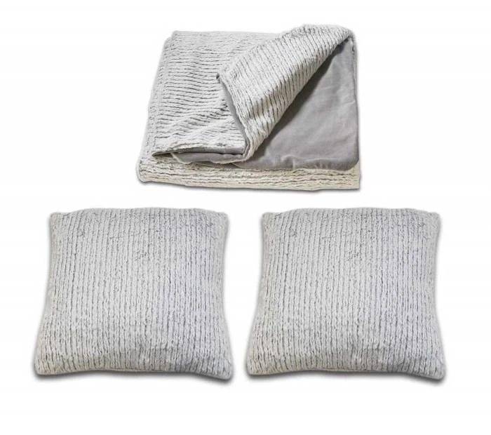 Lot Plaid + 2 Coussins Blancs Texturés 3 Lot Plaid + 2 Coussins Blancs Texturés