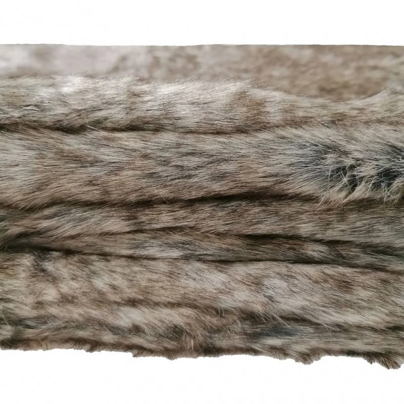 Lot 1 Plaid 1 Coussin Fausse Fourrure 7 Lot 1 Plaid 1 Coussin Fausse Fourrure – Image 5