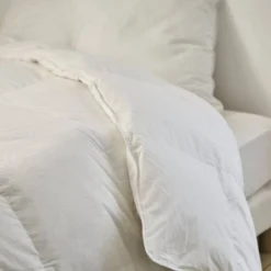 Couette été 90% Duvet De Canard Légère -Pas Cher Zen Repos Magasin 723972f57dbe436b946deb2637f66004