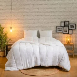 Couette Chaleur Réglable Spécial Couples 11 Couette Chaleur Réglable Spécial Couples -Pas Cher Zen Repos Magasin 74742ab34873474f8d40a4b9d2a0770c