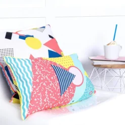 Squiggles Housse De Coussin Décoratif 9 Squiggles Housse De Coussin Décoratif -Pas Cher Zen Repos Magasin 8bbeb19e75a147a49e5b3c61cf402441