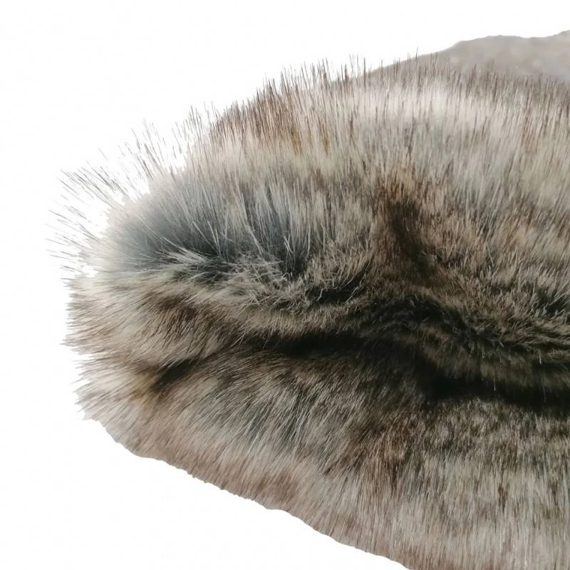 Lot 1 Plaid 1 Coussin Fausse Fourrure 6 Lot 1 Plaid 1 Coussin Fausse Fourrure – Image 4