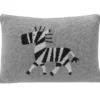 Coussin En Coton Lavable, ZEBRA -Pas Cher Zen Repos Magasin b94b3d46e3fc4412bed56ec586bb79d1.cropped 455 217 1334 1160.processed