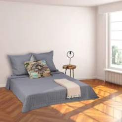 Couvre-lit Dessus De Lit Matelassé Gris -Pas Cher Zen Repos Magasin c2e102920a484afa90f39b9e4d3b01bb