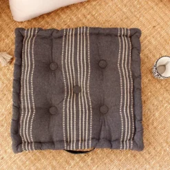 DODO Coussin De Sol Rayé En Coton Recyclé -Pas Cher Zen Repos Magasin dcb9bf74112b4176b9a3a21be3f97b50