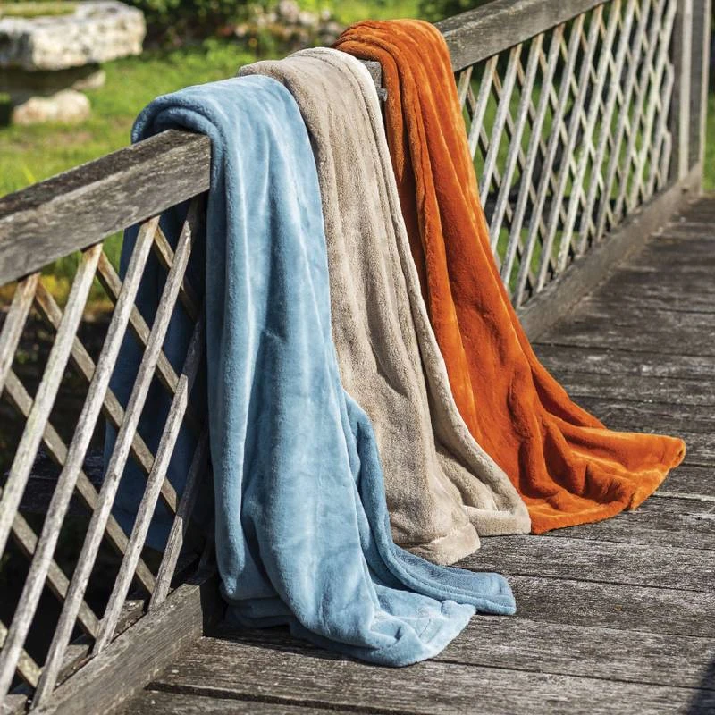 Plaid Polaire Double Face 4 Plaid Polaire Double Face – Image 2