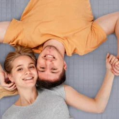 Couvre-lit Dessus De Lit Matelassé Gris -Pas Cher Zen Repos Magasin eecbf2d8e3f14ae2b55af919de134993