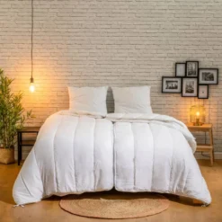 Couette Chaleur Réglable Spécial Couples 8 Couette Chaleur Réglable Spécial Couples -Pas Cher Zen Repos Magasin ef1ecb1b2ee74b6691c30cb08badccf9